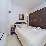 Апартаменты 4b - Two Bedroom With Balcony Дубровник
