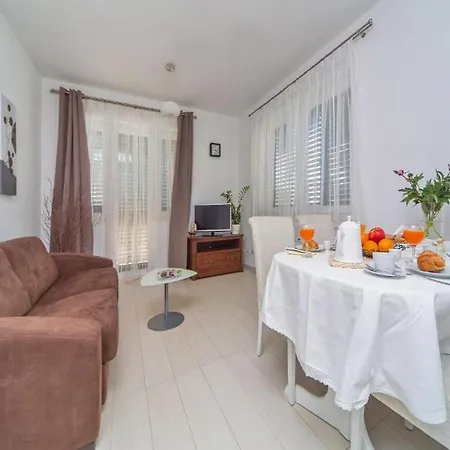 4b - Two Bedroom With Balcony Apartment Dubrovnik